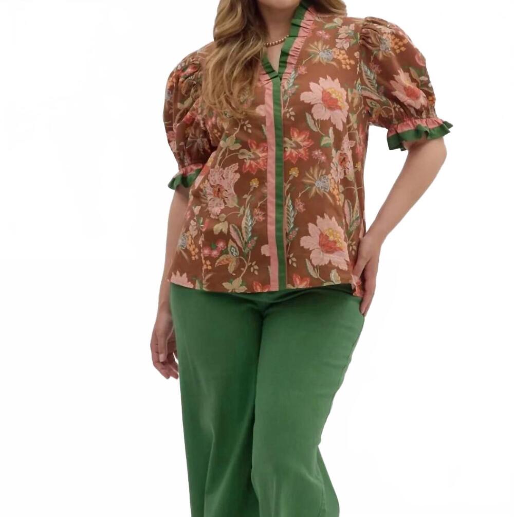 NEW ENTRO floral top in brown